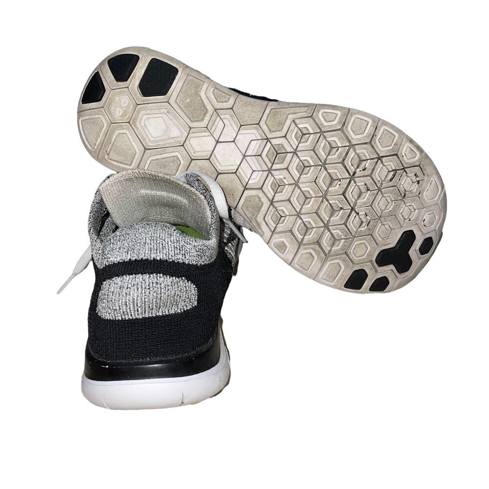 Womens Nike Free 4.0 Flyknit White Black Size 7 - Picture 3 of 4